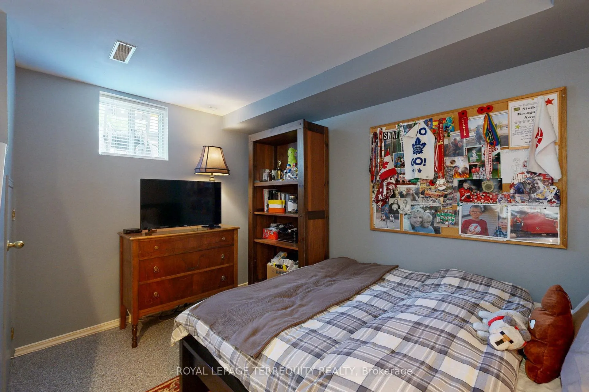 Photo 28 of 92 Eileen Avenue, Toronto, Rockcliffe-Smythe — HOMEH