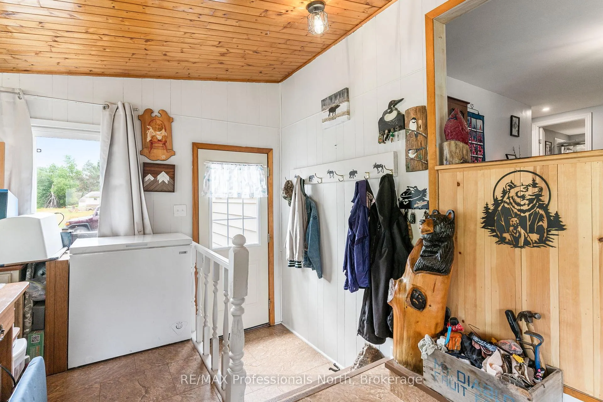 Photo 7 of 1077 Eighth Lane, Minden Hills, Lutterworth — HOMEH