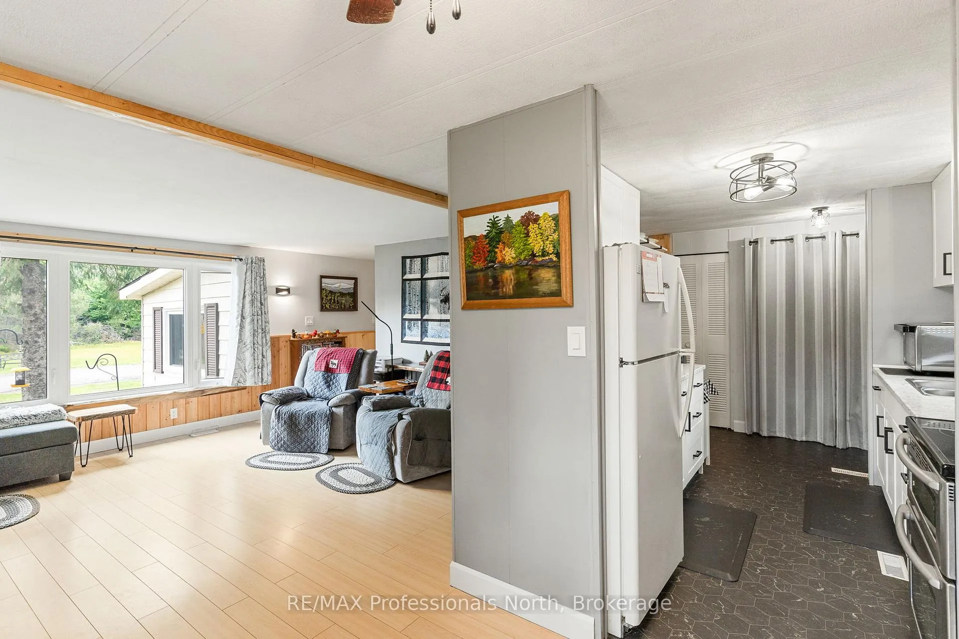 Photo 20 of 1077 Eighth Lane, Minden Hills, Lutterworth — HOMEH