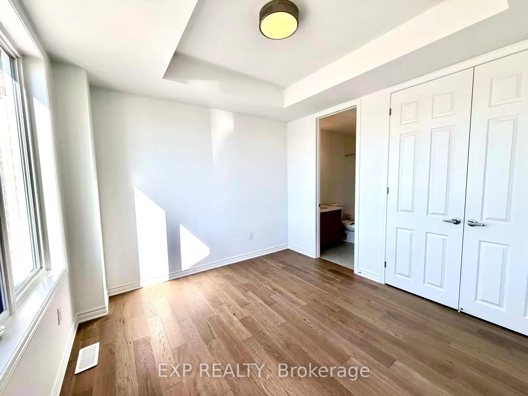 Photo 2 of 391 Stony Hill Boulevard, Markham, Rural Markham — HOMEH
