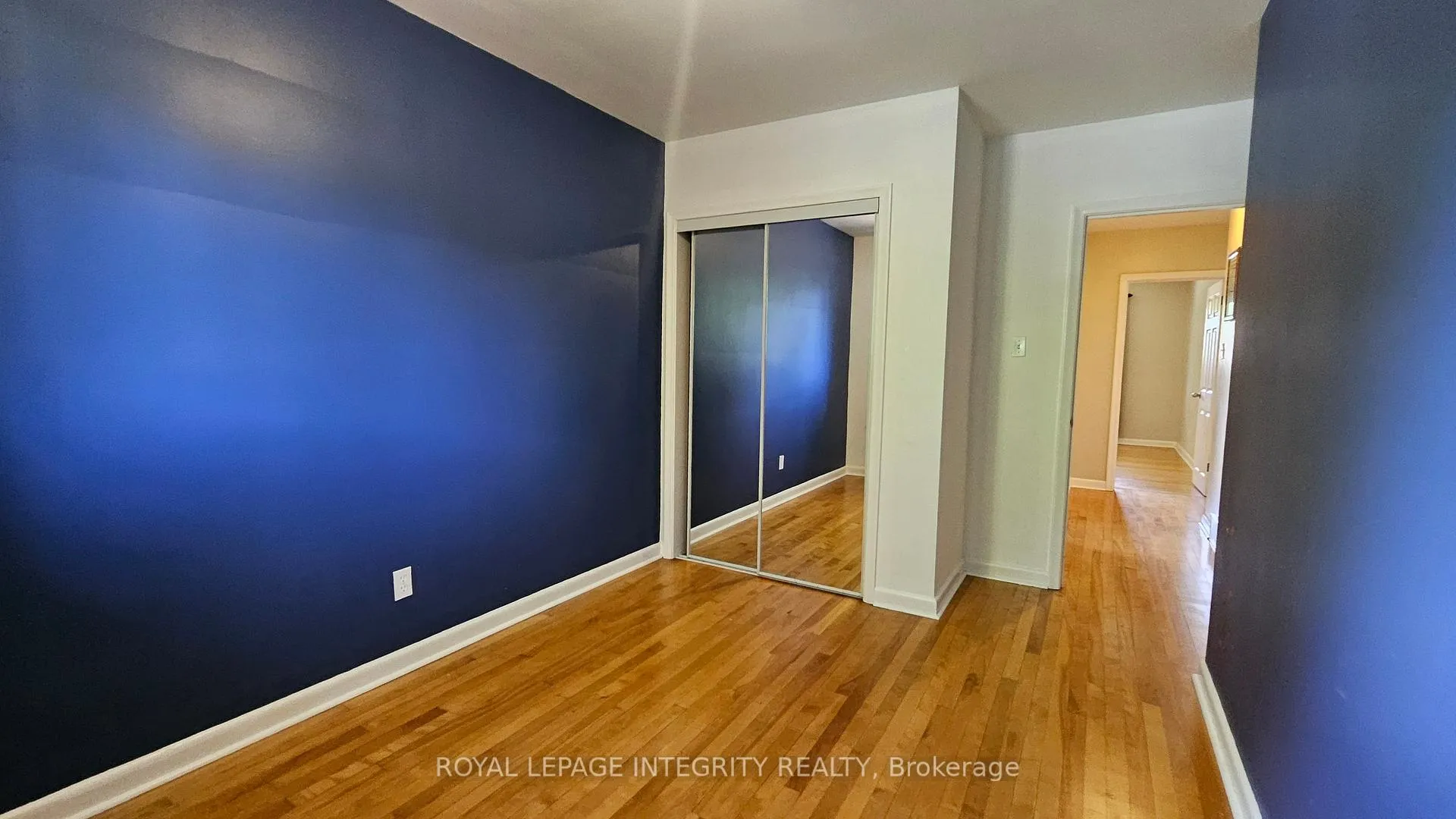 Photo 11 of 1764 Gage Crescent, Ottawa, Bel Air Heights — HOMEH