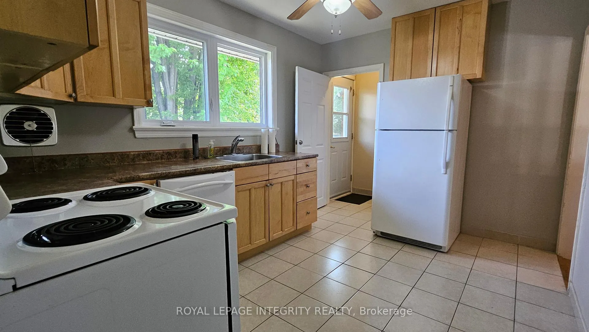 Photo 32 of 1764 Gage Crescent, Ottawa, Bel Air Heights — HOMEH