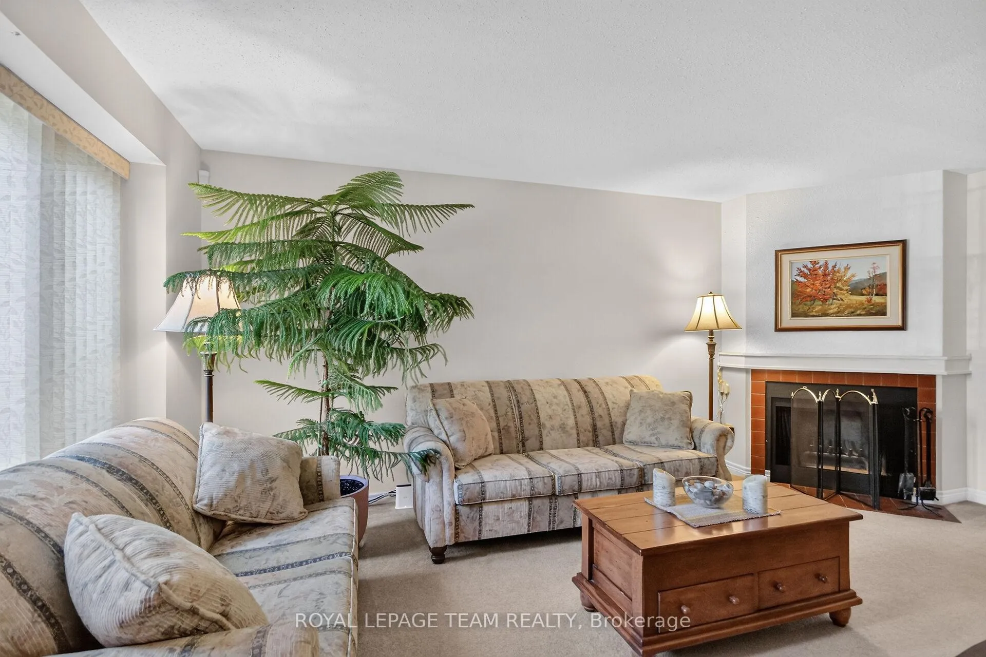 Photo 7 of 3 Haywood Crescent, Ottawa, Kanata - Katimavik — HOMEH