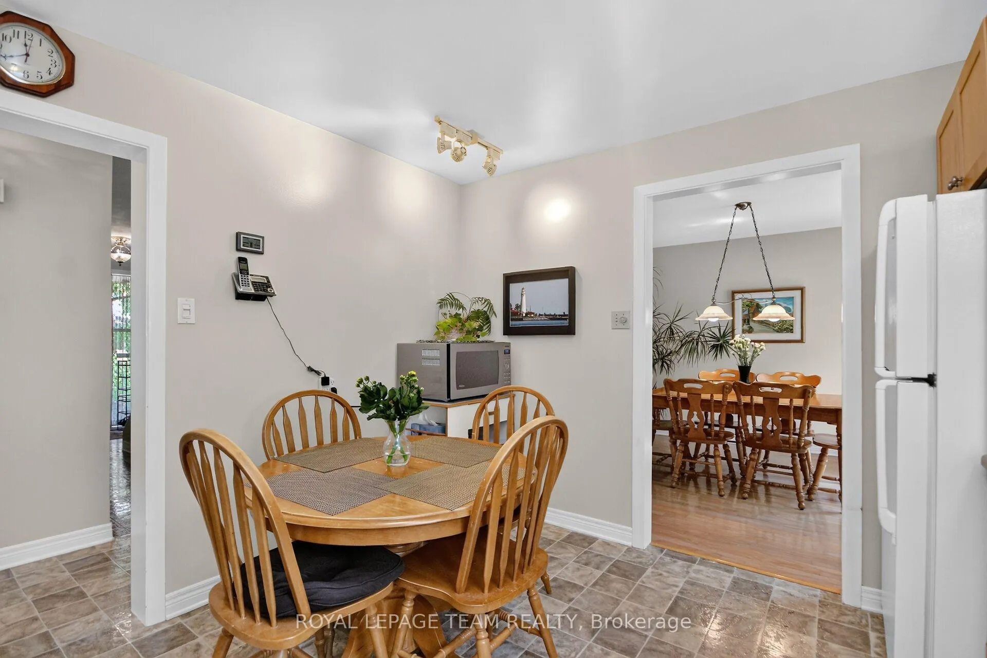 Photo 14 of 3 Haywood Crescent, Ottawa, Kanata - Katimavik — HOMEH