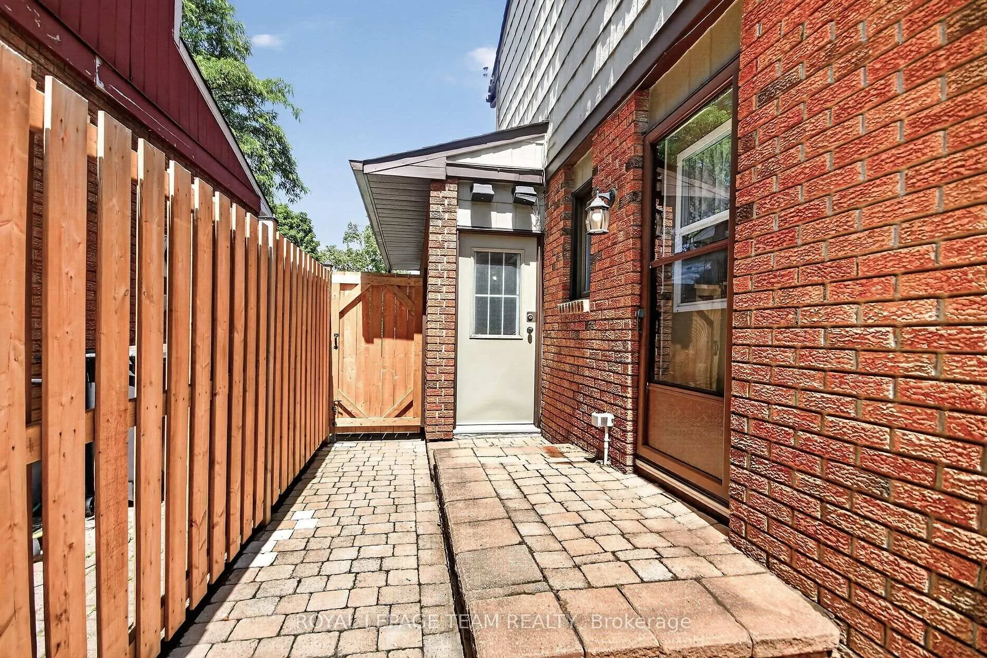 Photo 30 of 3 Haywood Crescent, Ottawa, Kanata - Katimavik — HOMEH