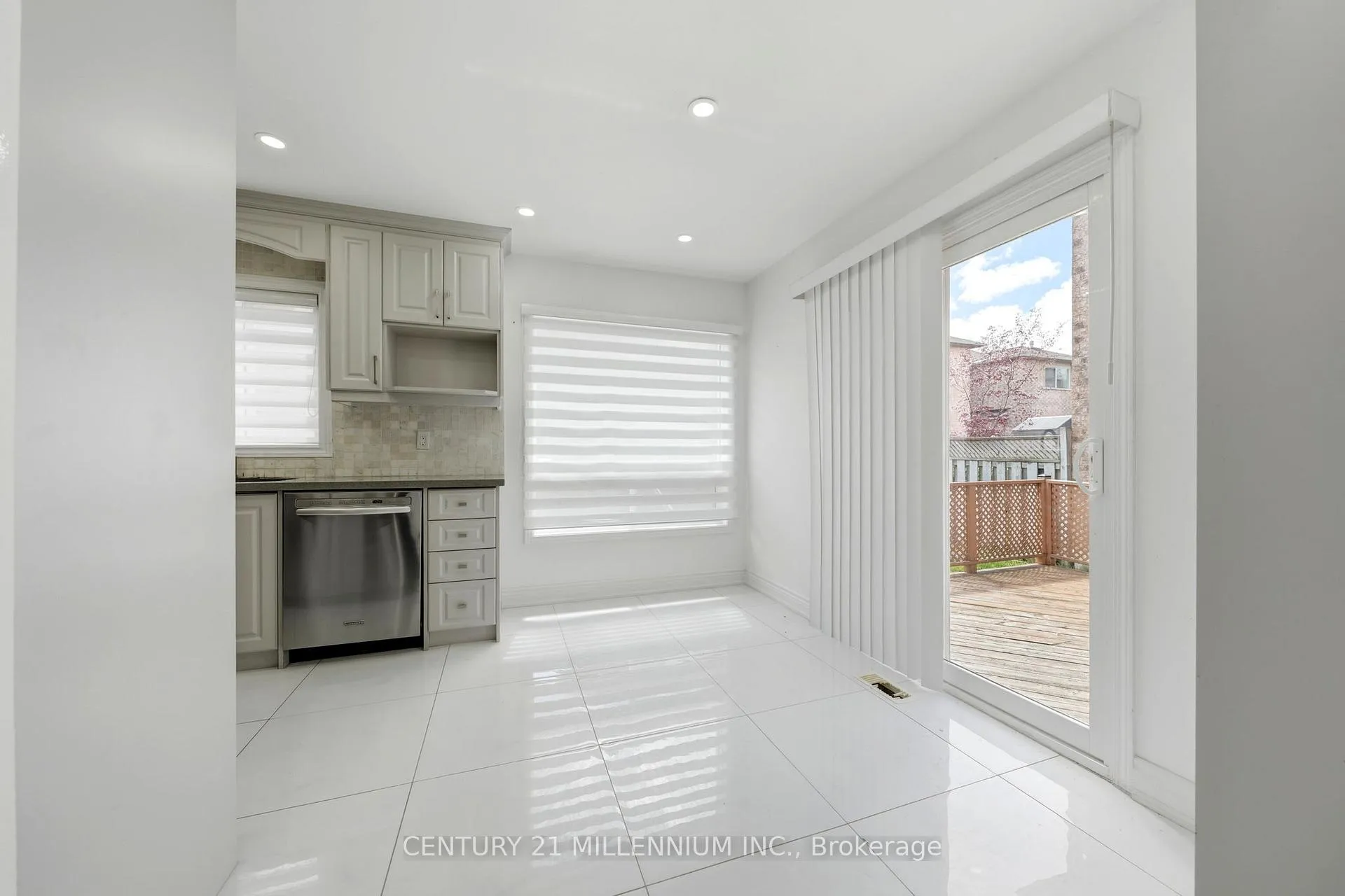Photo 8 of 23 Elk Street, Brampton, Sandringham-Wellington — HOMEH