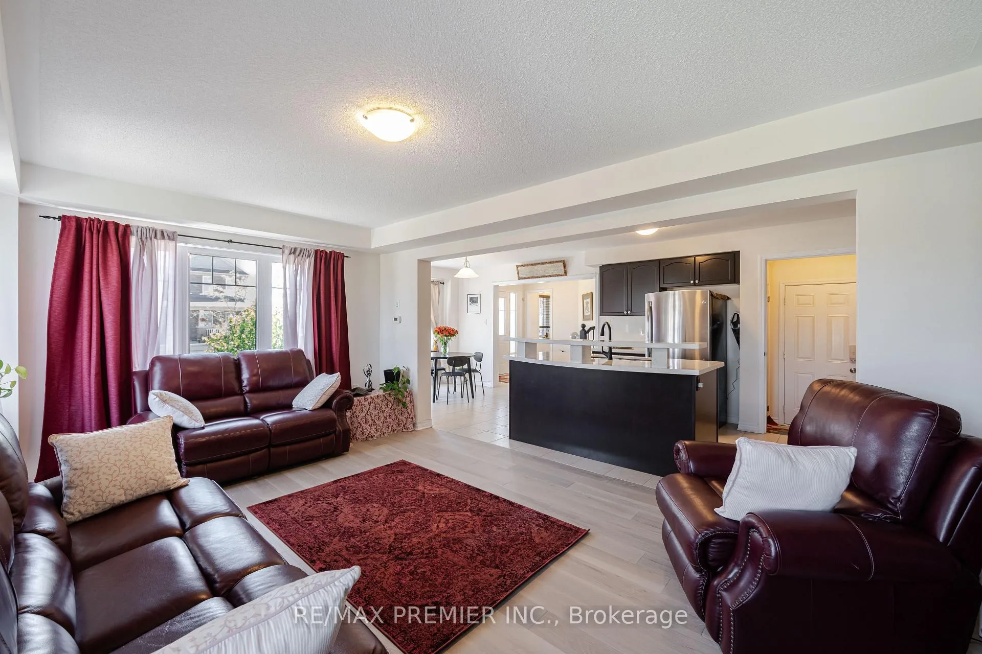 Photo 15 of 2 Tribune Drive, Brampton, Northwest Brampton — HOMEH