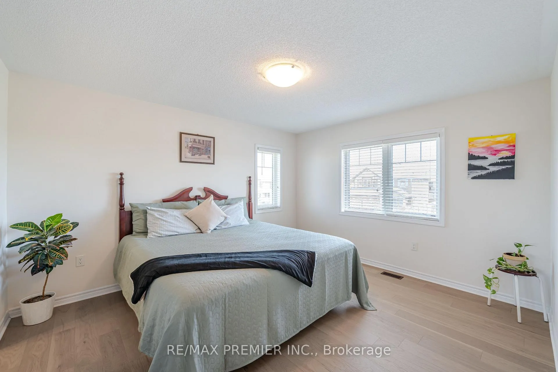 Photo 26 of 2 Tribune Drive, Brampton, Northwest Brampton — HOMEH