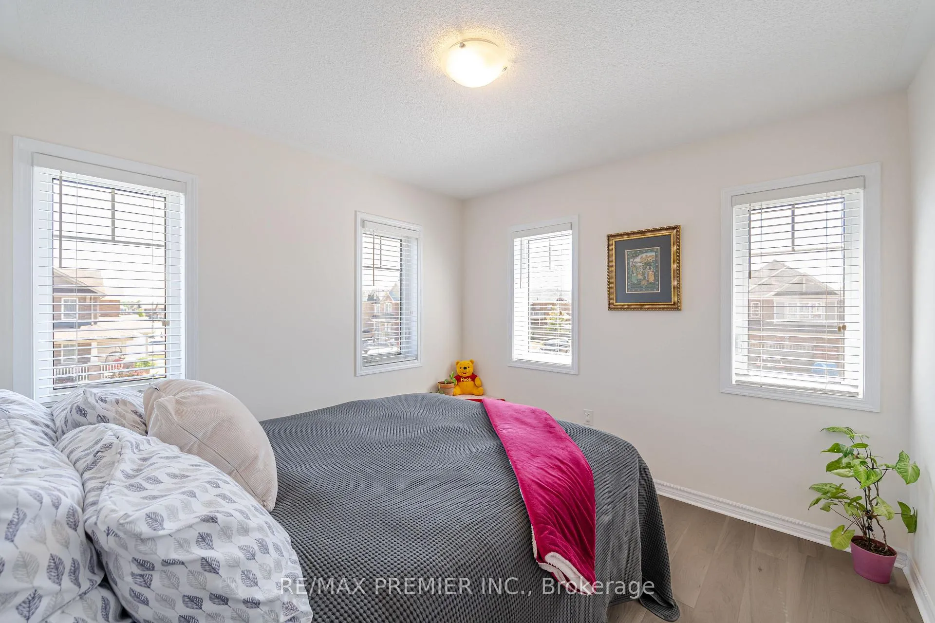Photo 30 of 2 Tribune Drive, Brampton, Northwest Brampton — HOMEH