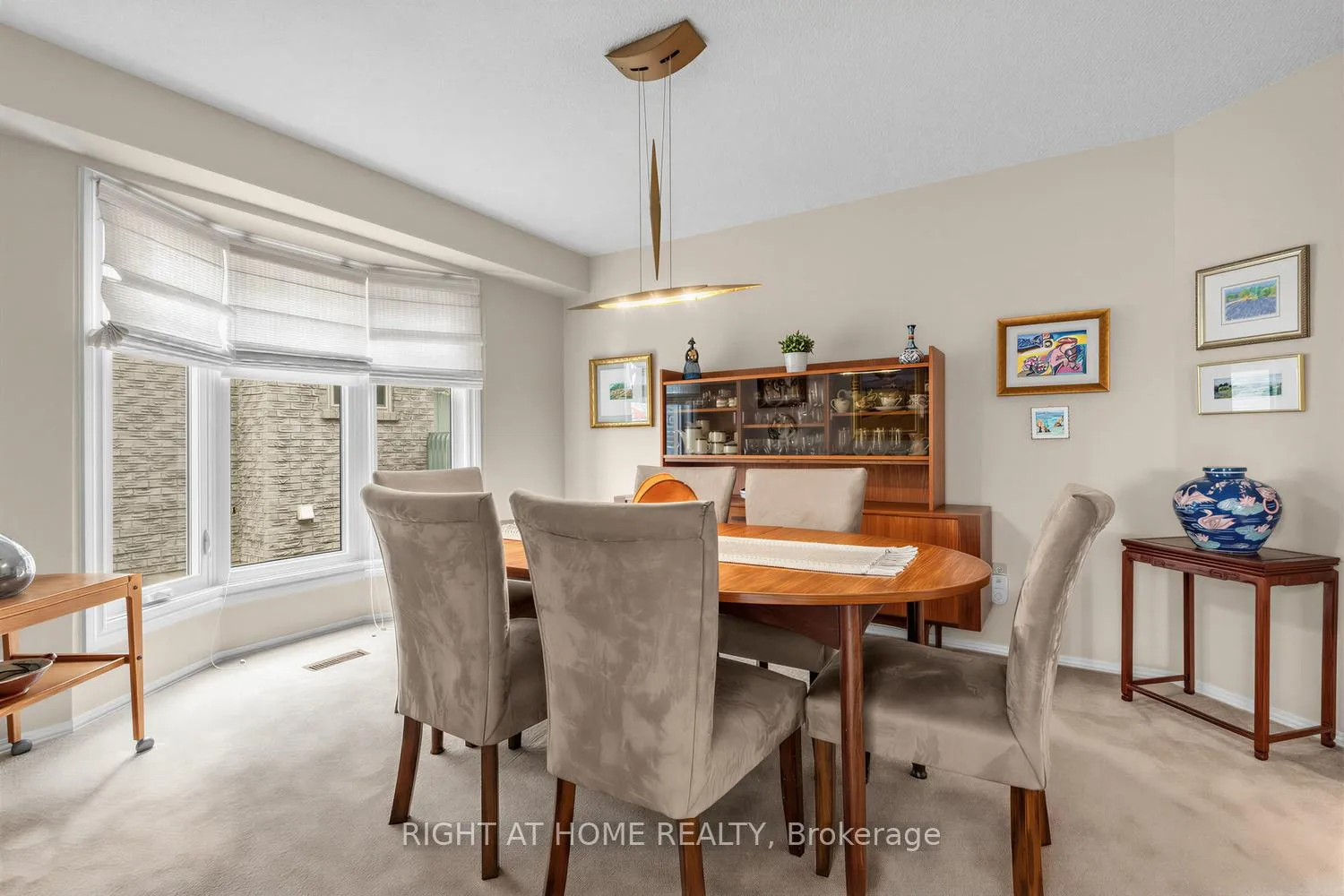 Photo 11 of 10 Parklawn Crescent, Markham, Thornlea — HOMEH