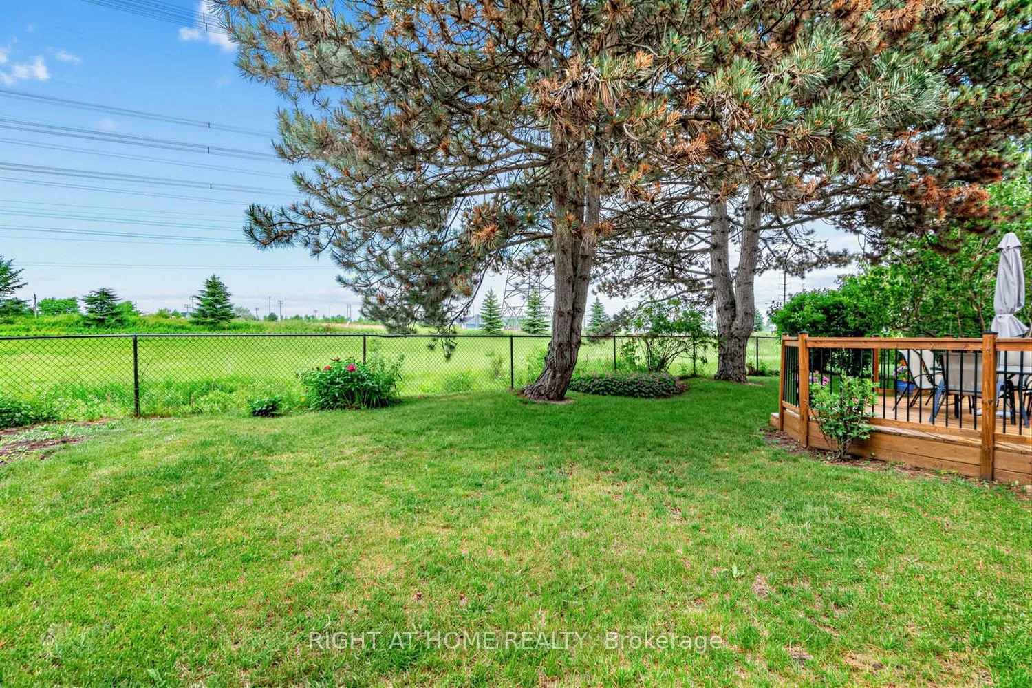 Photo 36 of 10 Parklawn Crescent, Markham, Thornlea — HOMEH