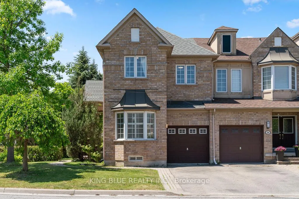 Photo 7 of 26 Lander Crescent, Vaughan, Patterson — HOMEH