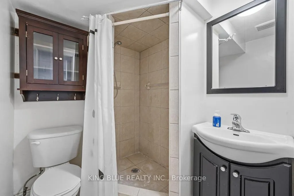 Photo 43 of 26 Lander Crescent, Vaughan, Patterson — HOMEH