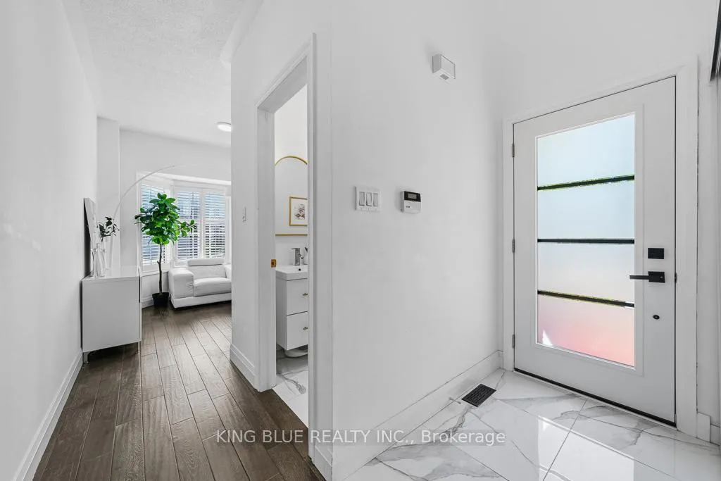 Photo 27 of 26 Lander Crescent, Vaughan, Patterson — HOMEH