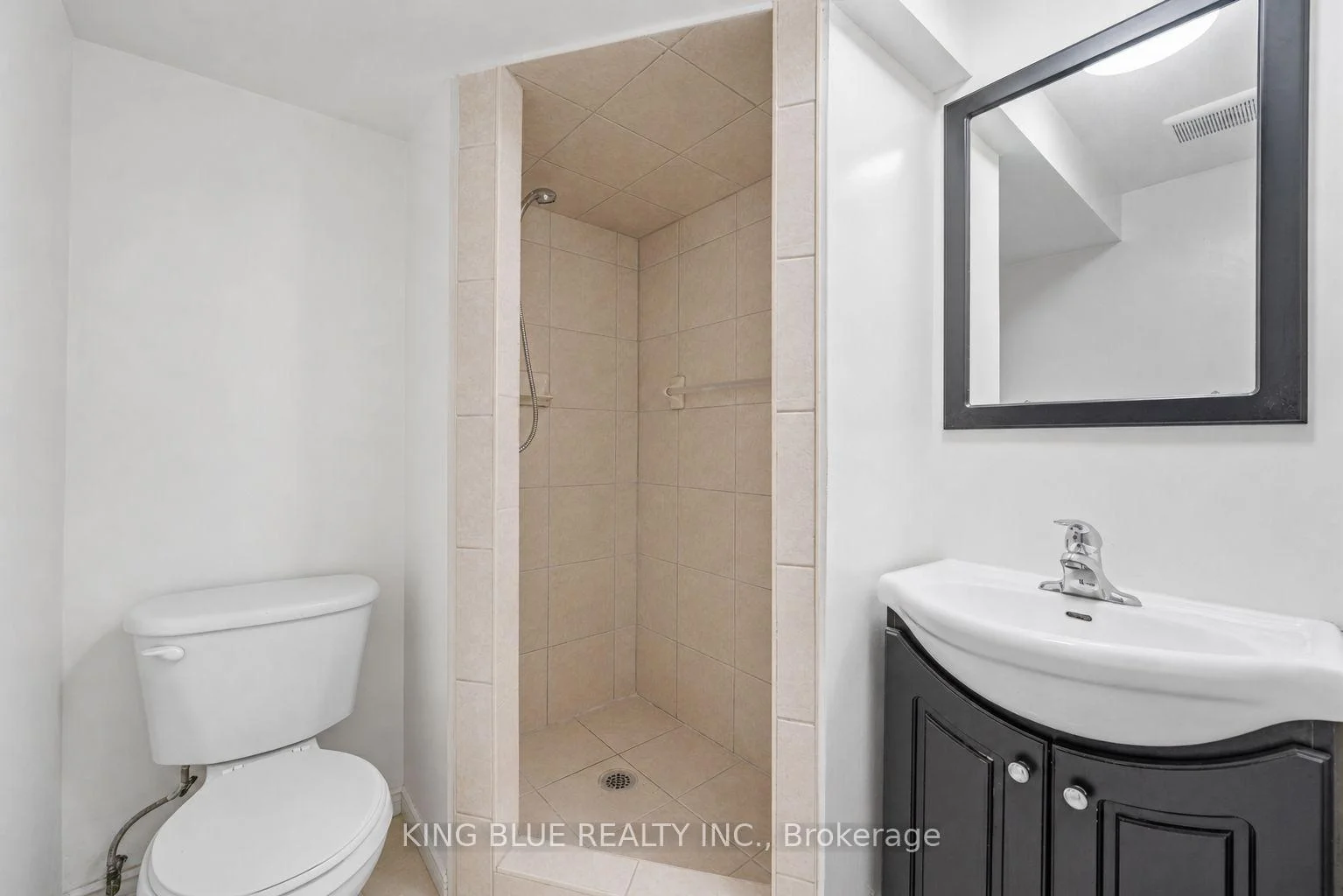 Photo 44 of 26 Lander Crescent, Vaughan, Patterson — HOMEH