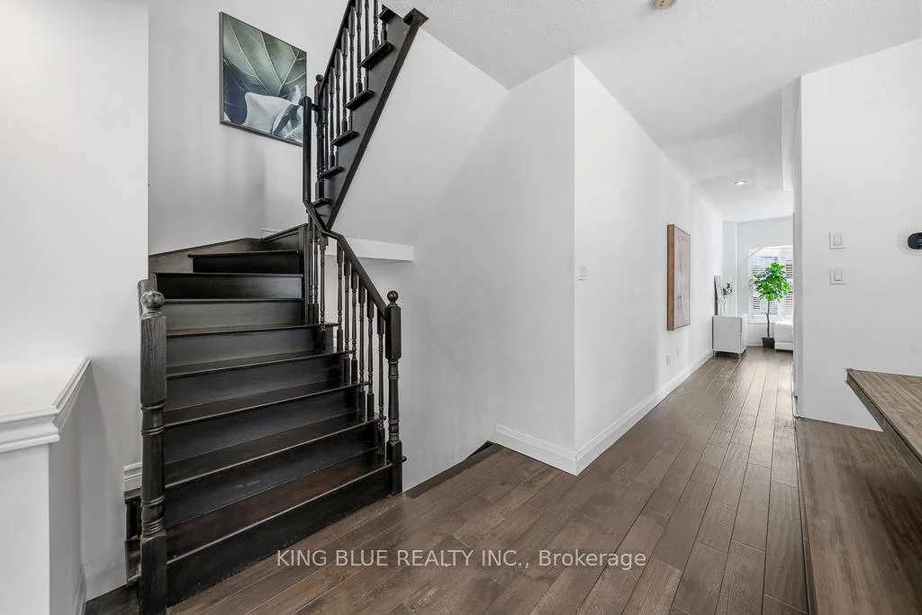 Photo 52 of 26 Lander Crescent, Vaughan, Patterson — HOMEH