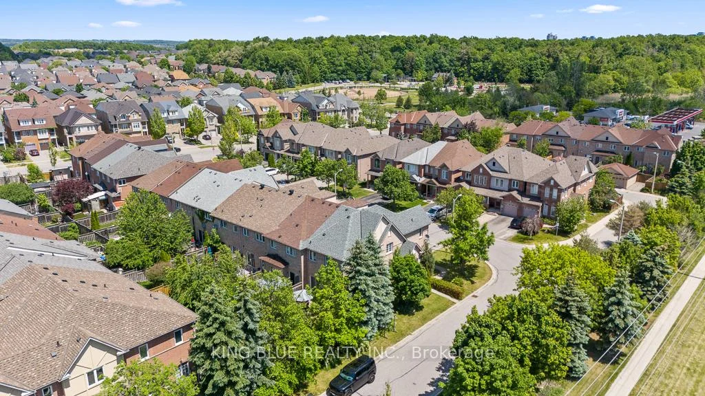 Photo 55 of 26 Lander Crescent, Vaughan, Patterson — HOMEH