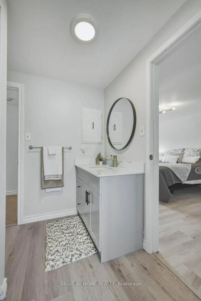 Photo 22 of 1033 Birchwood Drive, Newmarket, Gorham-College Manor — HOMEH
