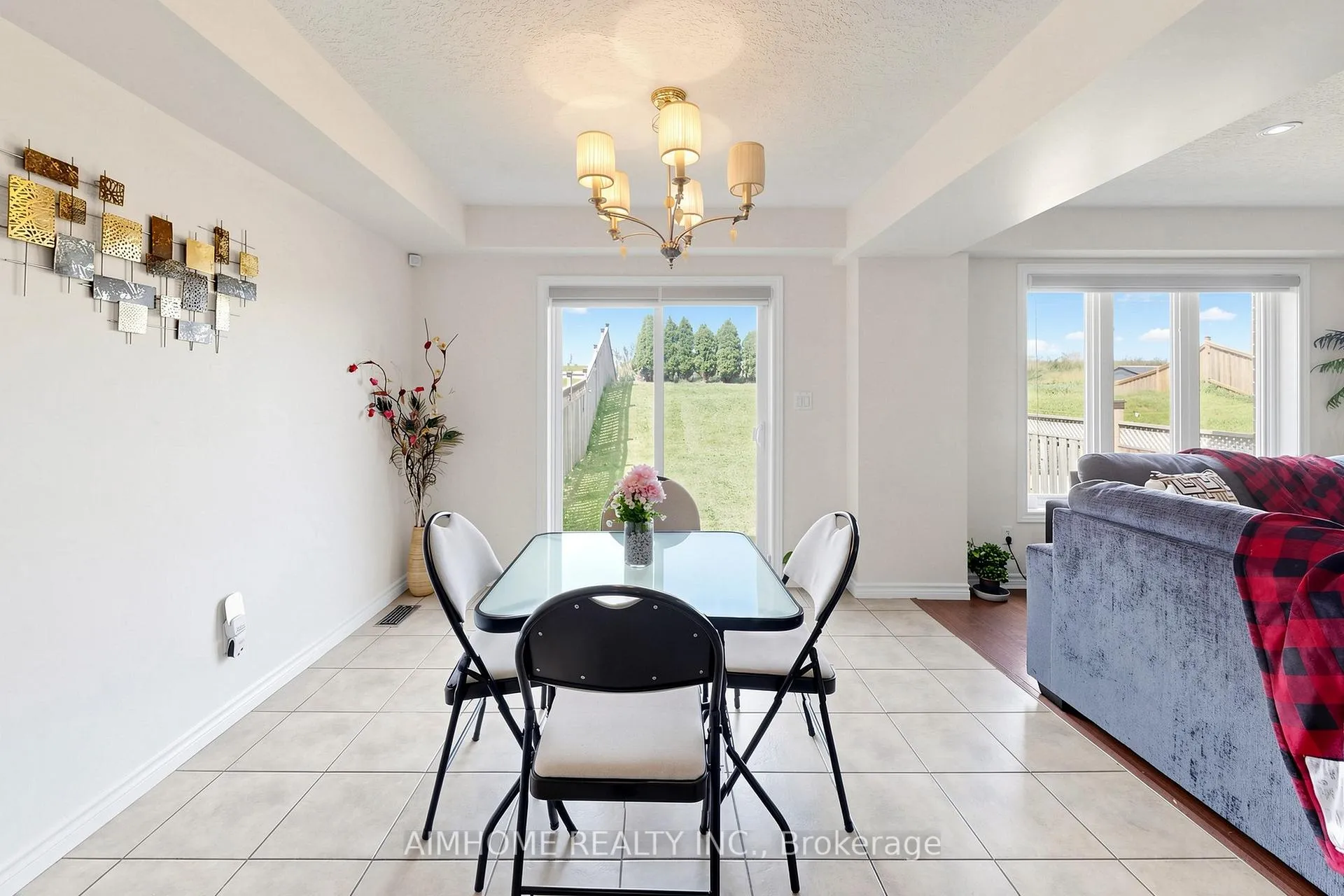 Photo 15 of 205 Huck Crescent, Kitchener, Highland West — HOMEH