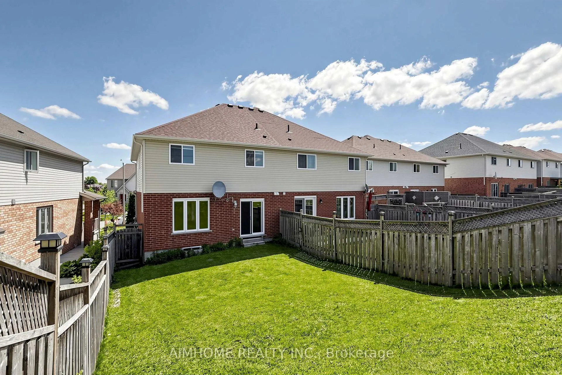 Photo 41 of 205 Huck Crescent, Kitchener, Highland West — HOMEH