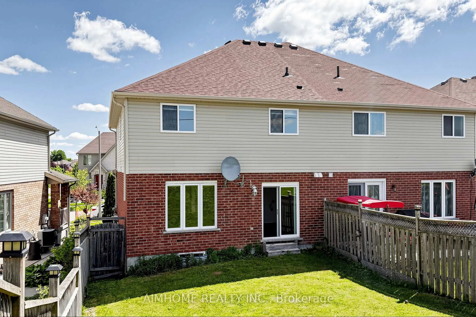 Photo 43 of 205 Huck Crescent, Kitchener, Highland West — HOMEH
