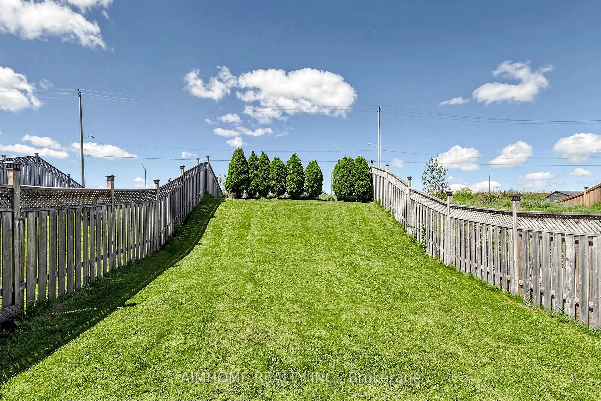 Photo 44 of 205 Huck Crescent, Kitchener, Highland West — HOMEH