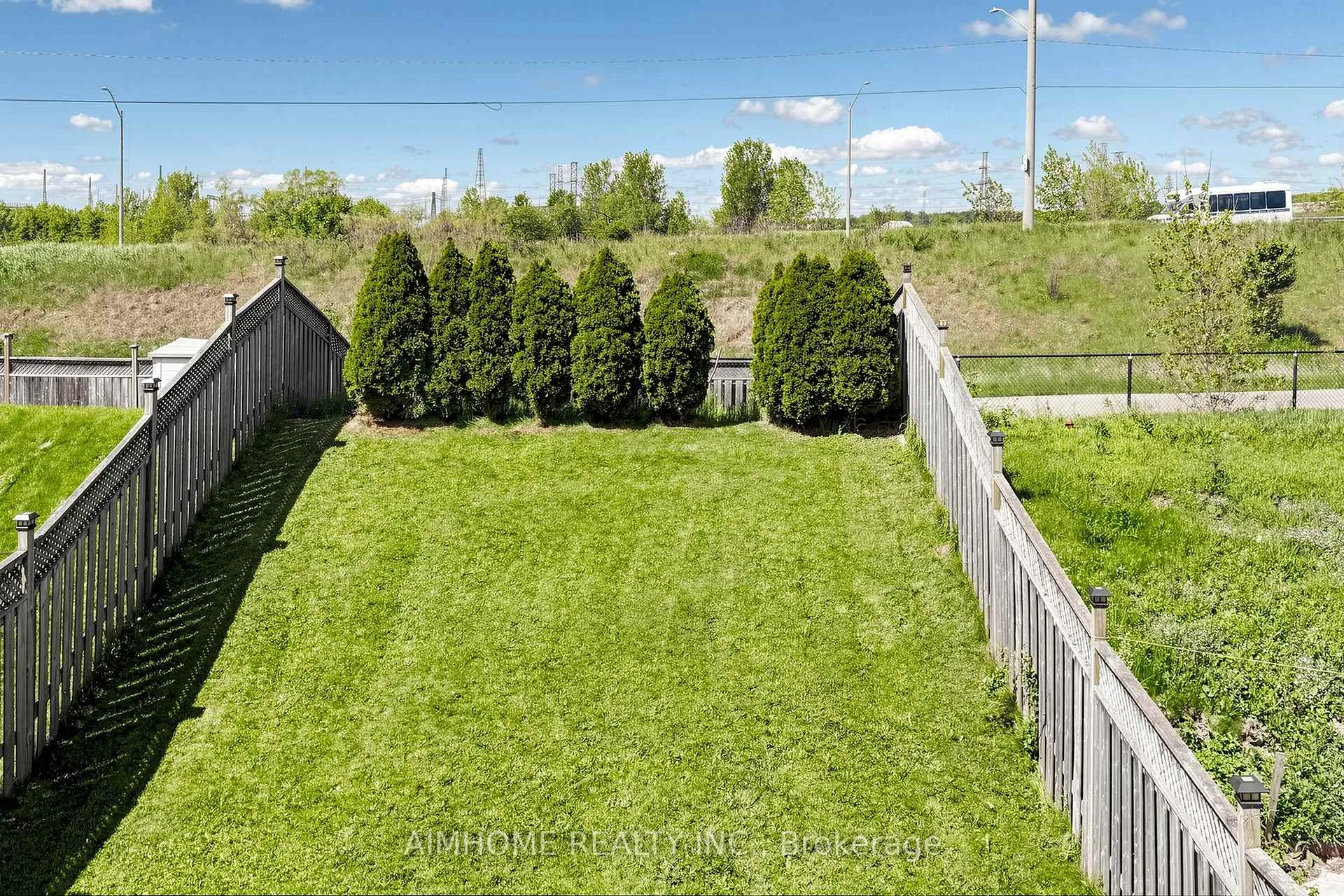Photo 46 of 205 Huck Crescent, Kitchener, Highland West — HOMEH
