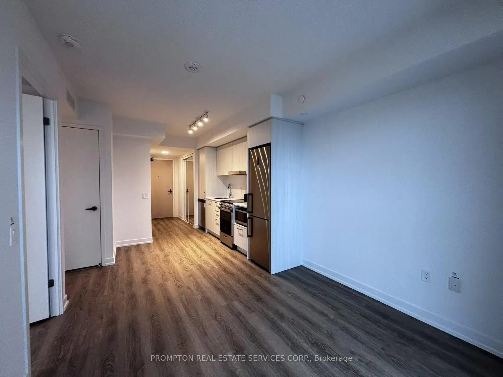 Photo 4 of Unit 3517, 195 Commerce Street, Vaughan, Vaughan Corporate Centre — HOMEH