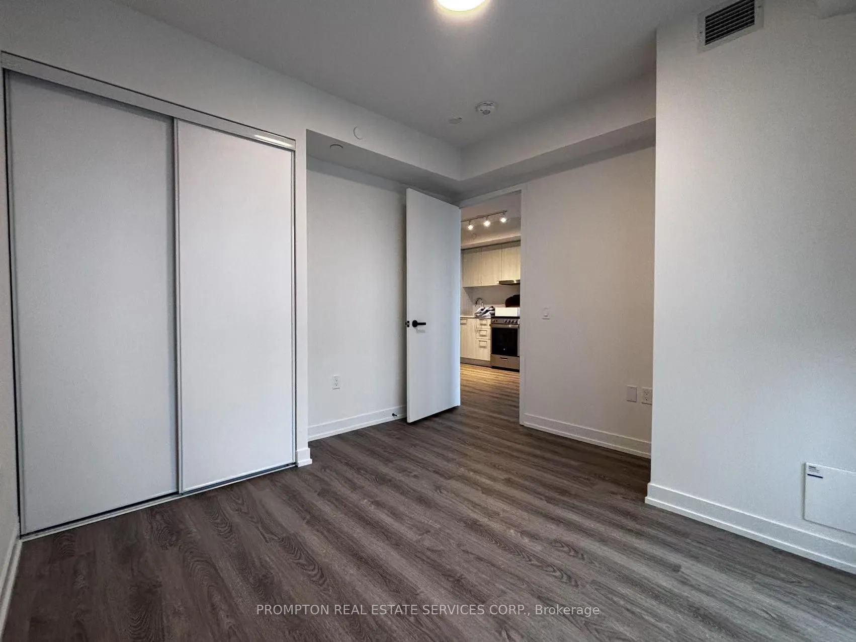Photo 8 of Unit 3517, 195 Commerce Street, Vaughan, Vaughan Corporate Centre — HOMEH