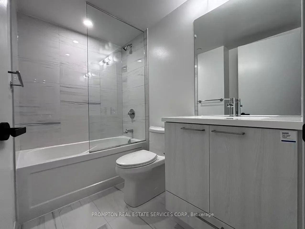 Photo 10 of Unit 3517, 195 Commerce Street, Vaughan, Vaughan Corporate Centre — HOMEH