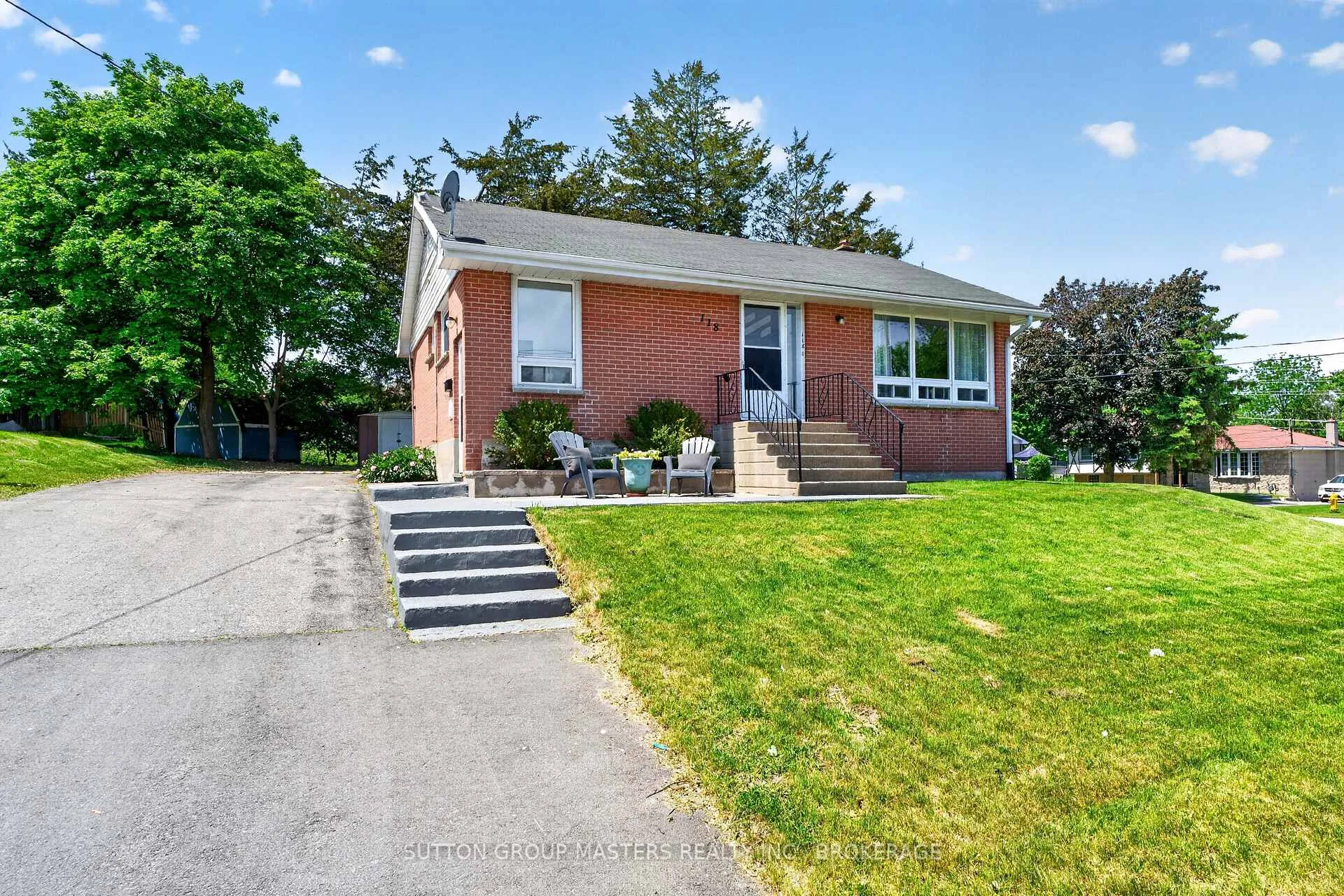 Photo 2 of 118 Orchard Drive, Belleville, Belleville Ward — HOMEH
