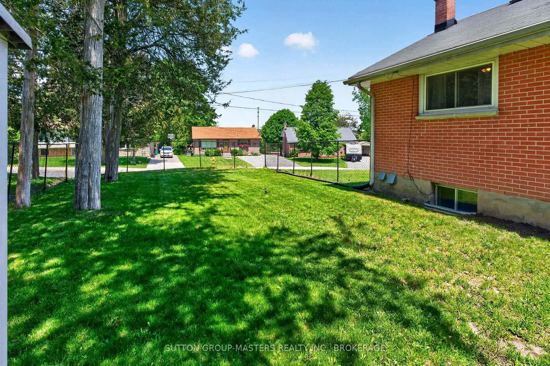 Photo 3 of 118 Orchard Drive, Belleville, Belleville Ward — HOMEH