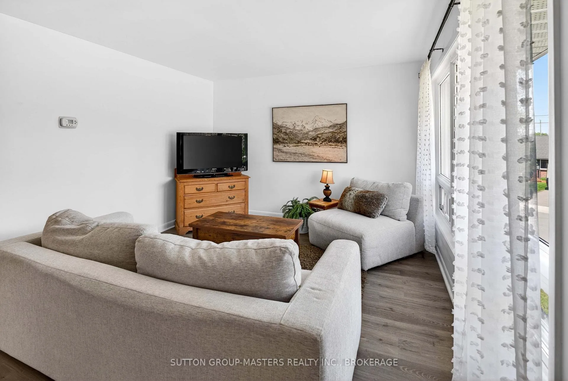 Photo 16 of 118 Orchard Drive, Belleville, Belleville Ward — HOMEH