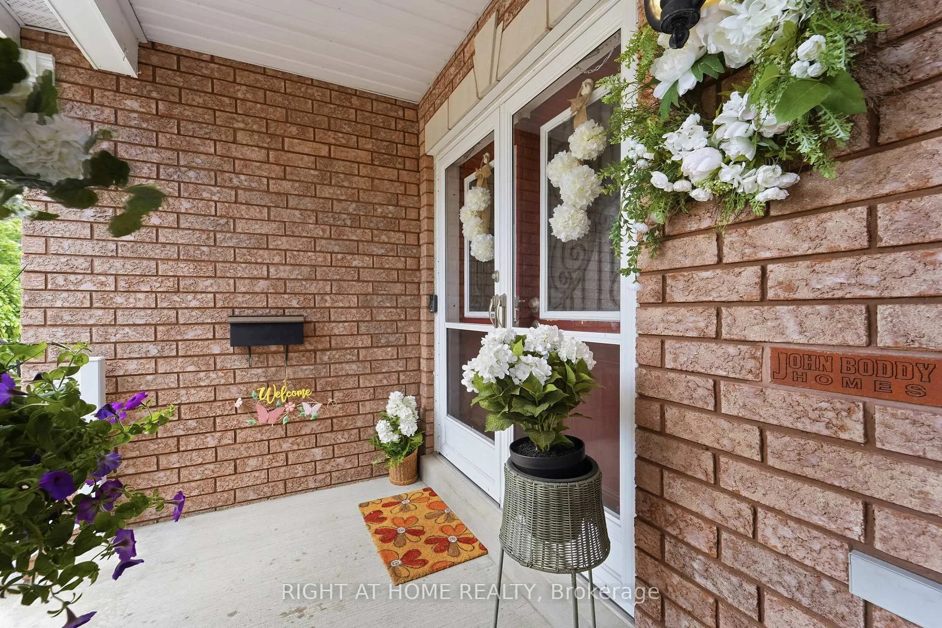 Photo 5 of 3 Darley Street S, Ajax, Central West — HOMEH