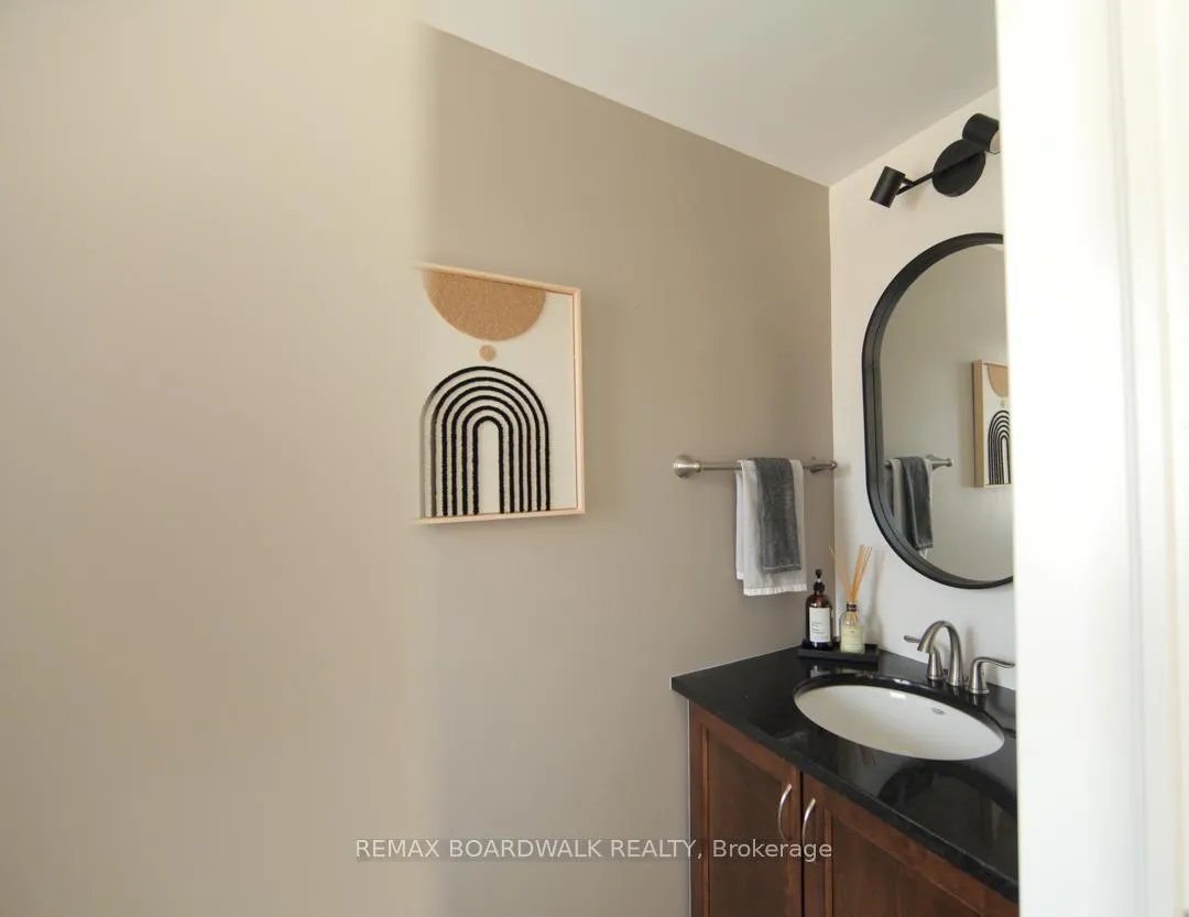 Photo 11 of 382 Citiplace Drive, Ottawa, Merivale Industrial Park/Citiplace — HOMEH