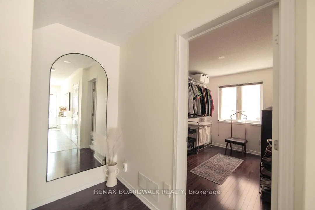 Photo 13 of 382 Citiplace Drive, Ottawa, Merivale Industrial Park/Citiplace — HOMEH