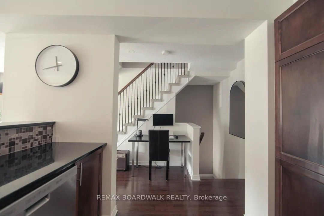 Photo 16 of 382 Citiplace Drive, Ottawa, Merivale Industrial Park/Citiplace — HOMEH