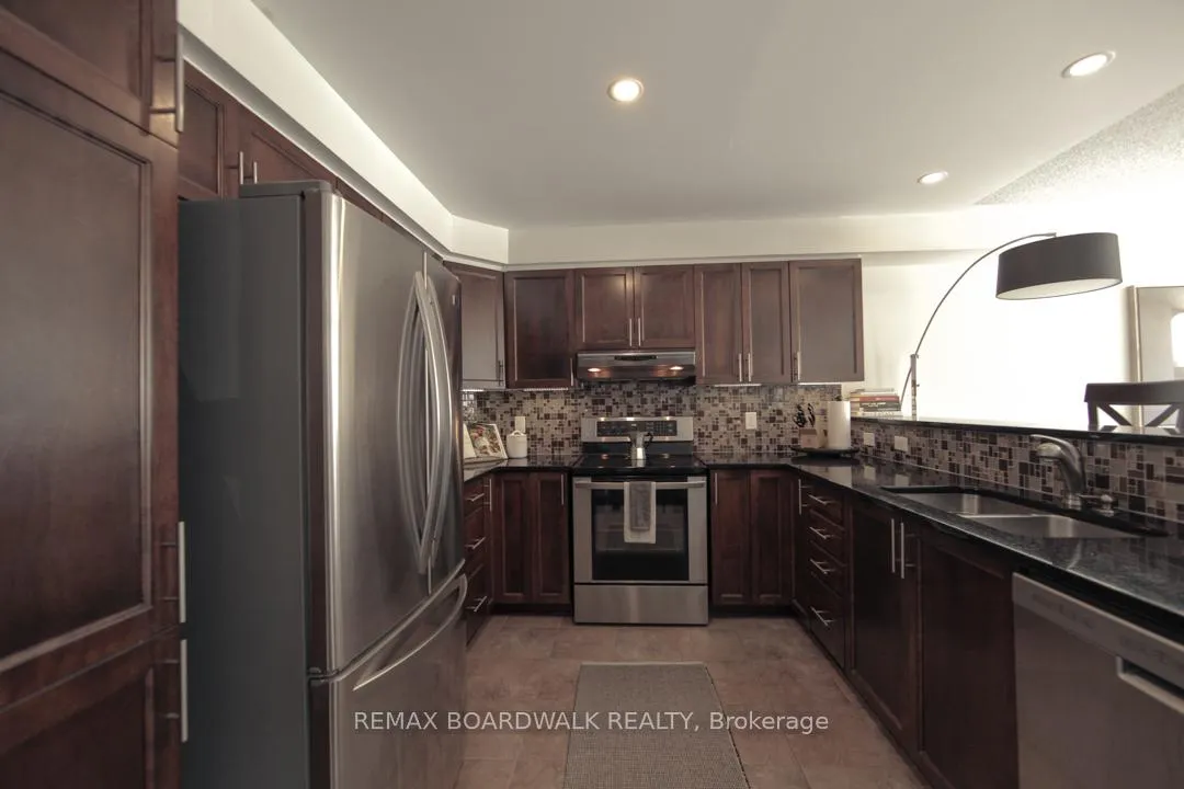 Photo 18 of 382 Citiplace Drive, Ottawa, Merivale Industrial Park/Citiplace — HOMEH