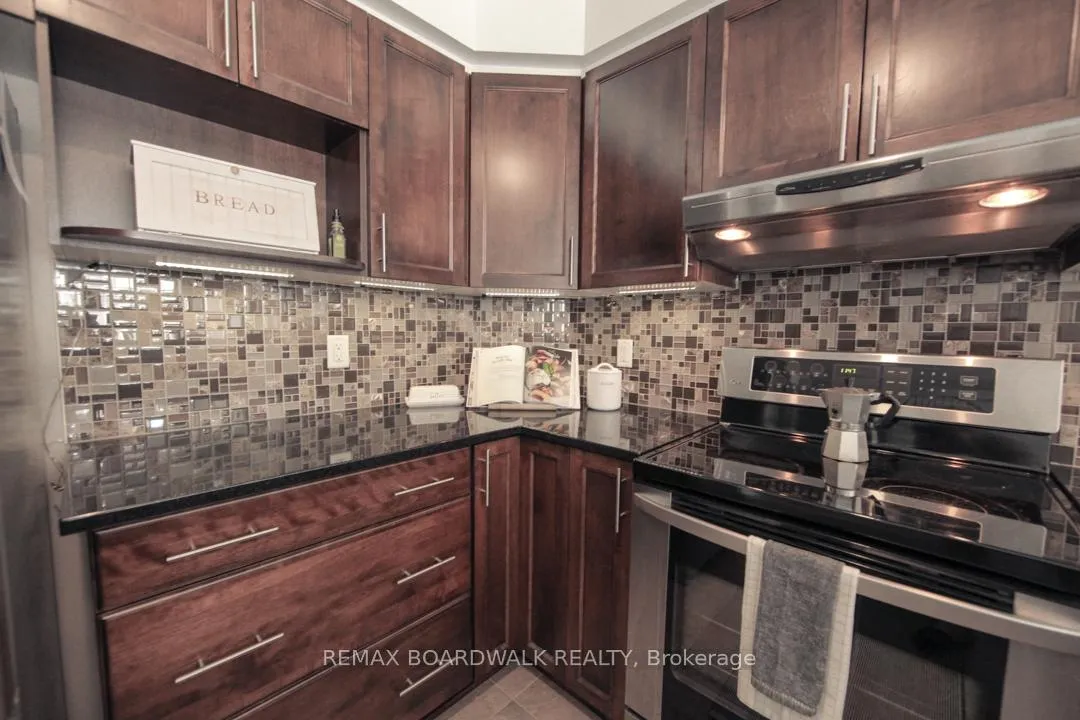 Photo 19 of 382 Citiplace Drive, Ottawa, Merivale Industrial Park/Citiplace — HOMEH