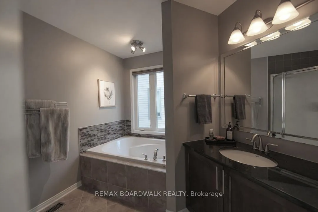 Photo 39 of 382 Citiplace Drive, Ottawa, Merivale Industrial Park/Citiplace — HOMEH