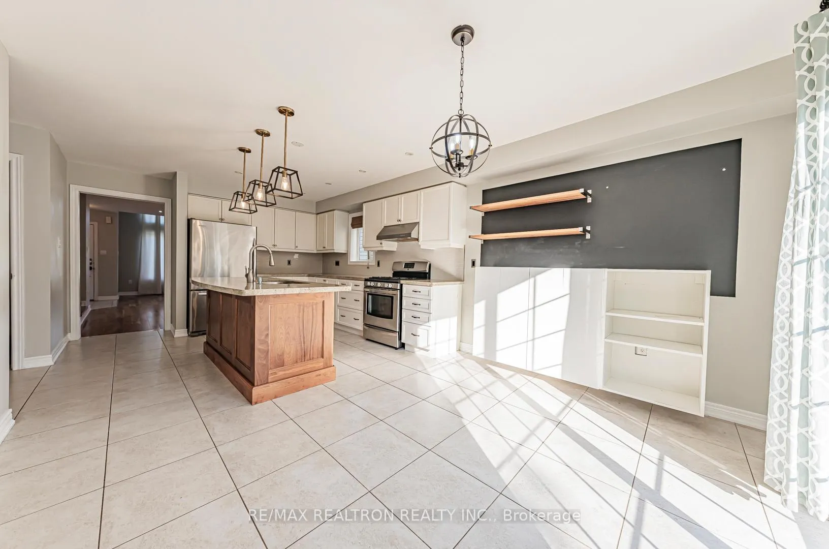 Photo 25 of Unit Main, 44 Moynahan Crescent, Ajax, South East — HOMEH