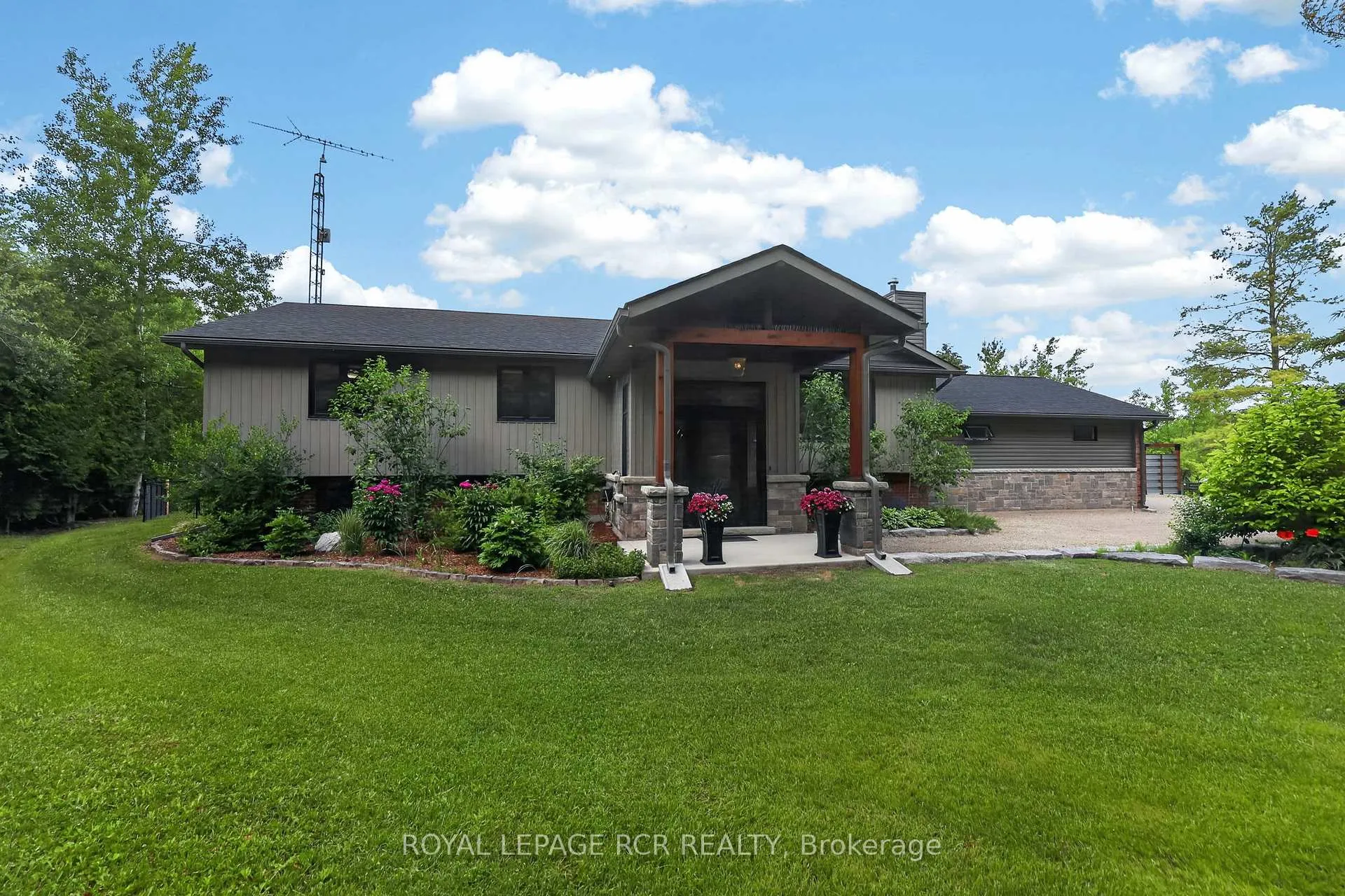 Photo 1 of 386237 20 Sideroad, Mono, Rural Mono — HOMEH