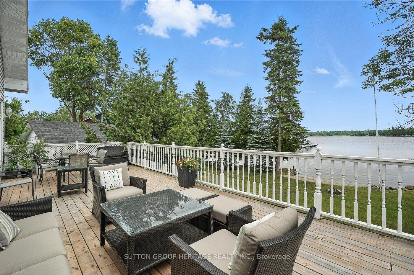 Photo 8 of 400 Front Street W, Kawartha Lakes, Bobcaygeon — HOMEH