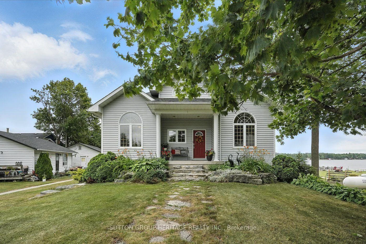 Photo 24 of 400 Front Street W, Kawartha Lakes, Bobcaygeon — HOMEH