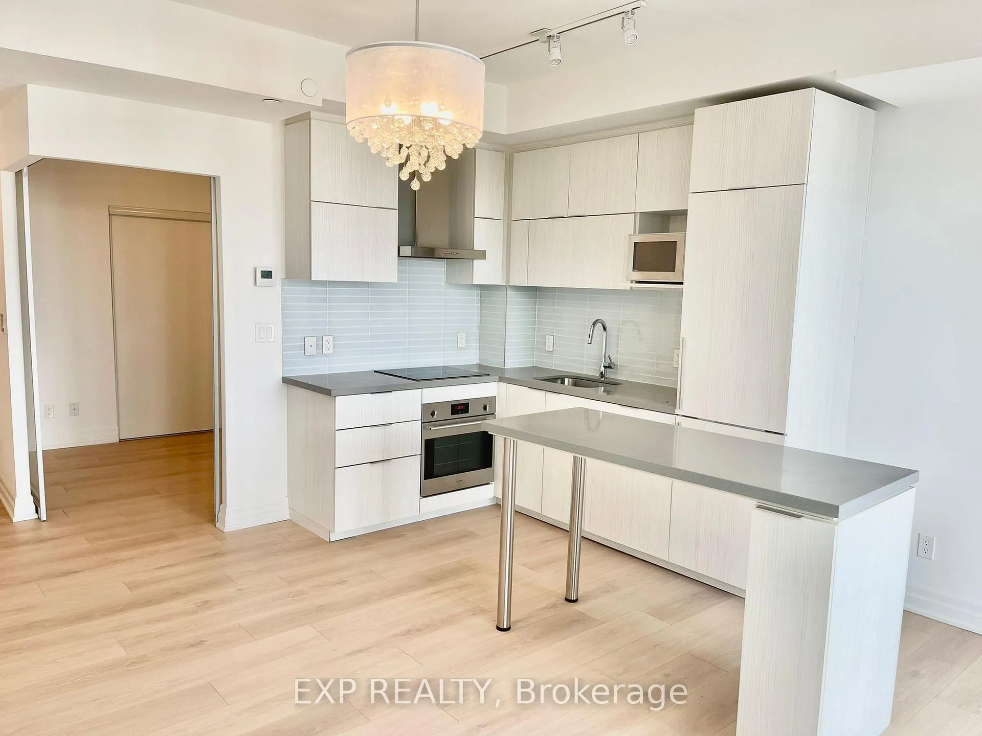 Photo 4 of Unit 1004, 10 Rouge Valley Drive W, Markham, Unionville — HOMEH