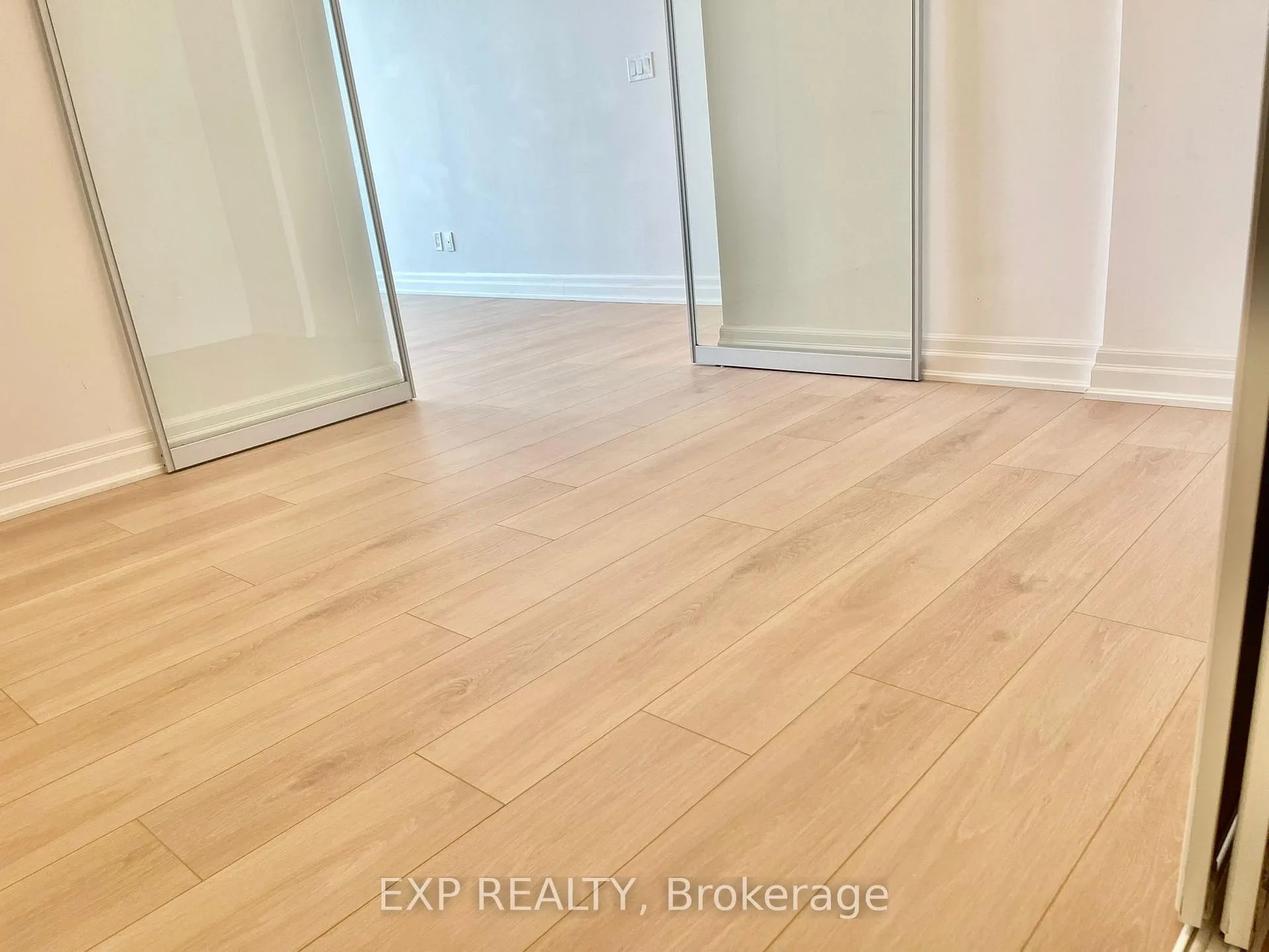 Photo 7 of Unit 1004, 10 Rouge Valley Drive W, Markham, Unionville — HOMEH
