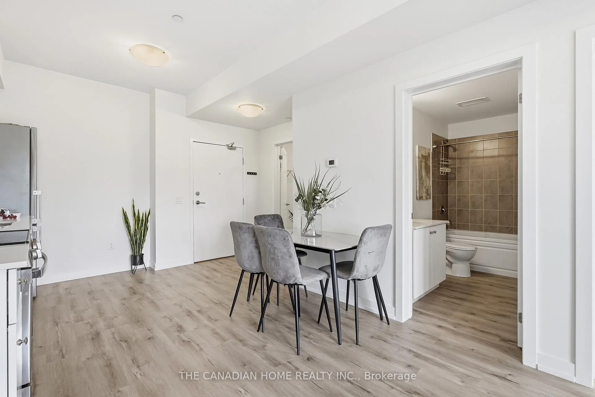 Photo 8 of Unit 405, 243 Northfield Drive E, Waterloo — HOMEH