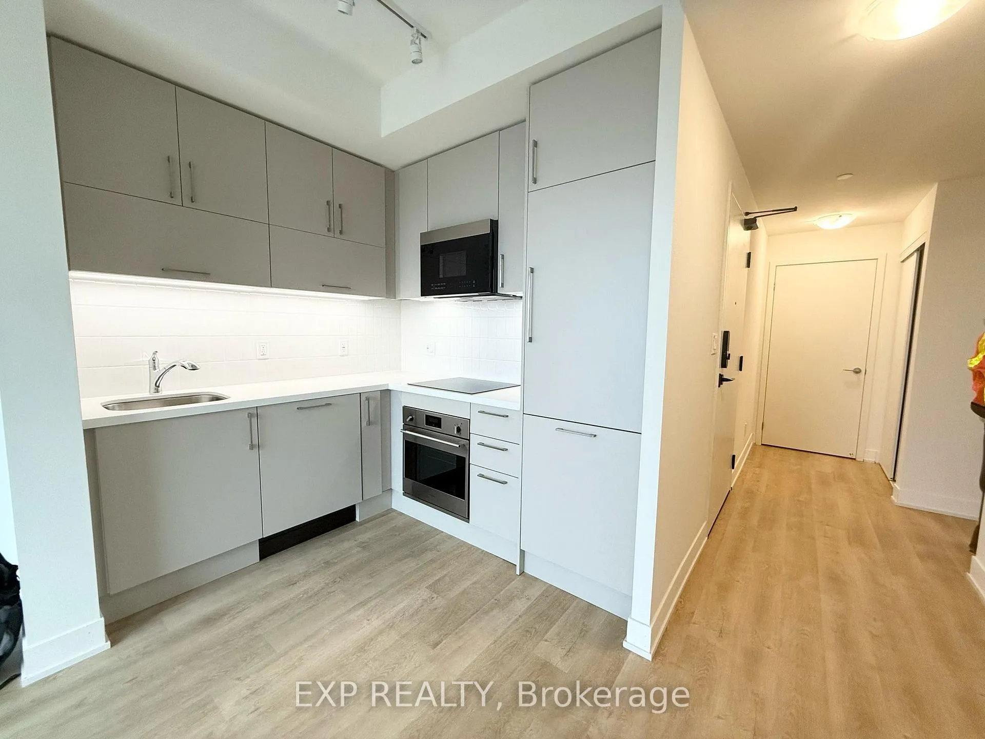 Photo 3 of Unit 1917, 56 Andre De Grasse Street, Markham, Unionville — HOMEH