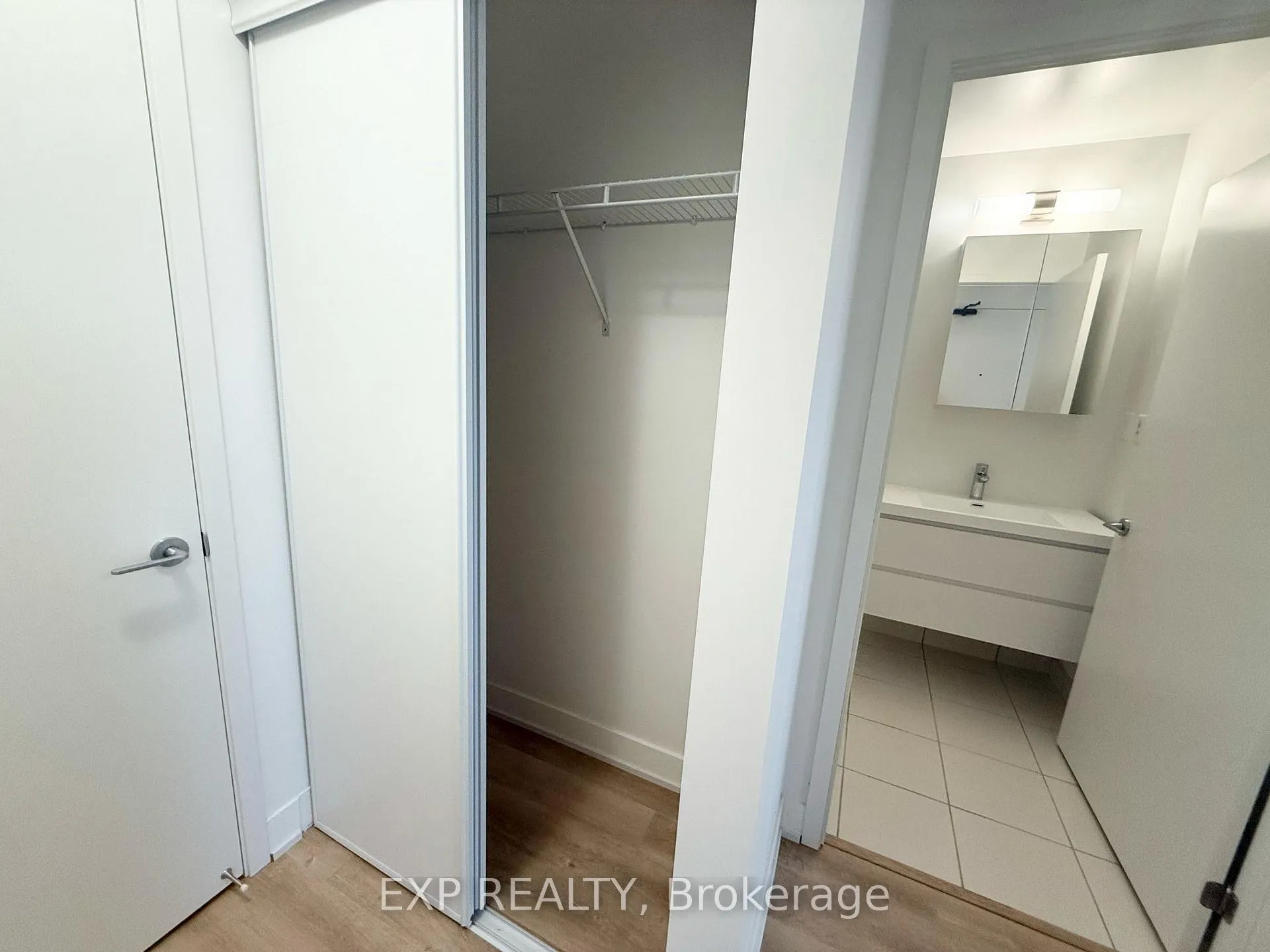 Photo 12 of Unit 1917, 56 Andre De Grasse Street, Markham, Unionville — HOMEH