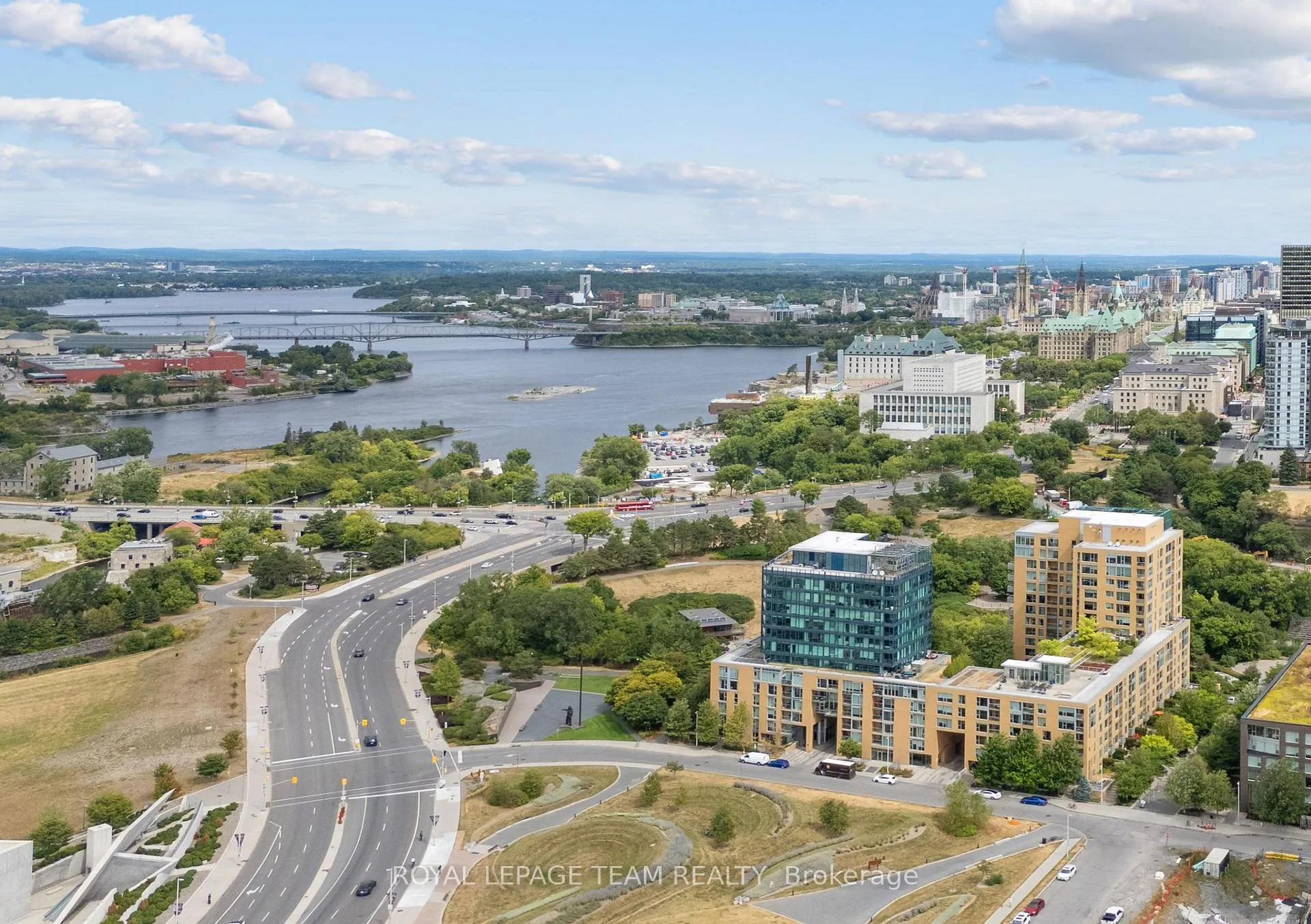 Photo 2 of Unit 303, 200 Lett Street, Ottawa, West Centre Town — HOMEH